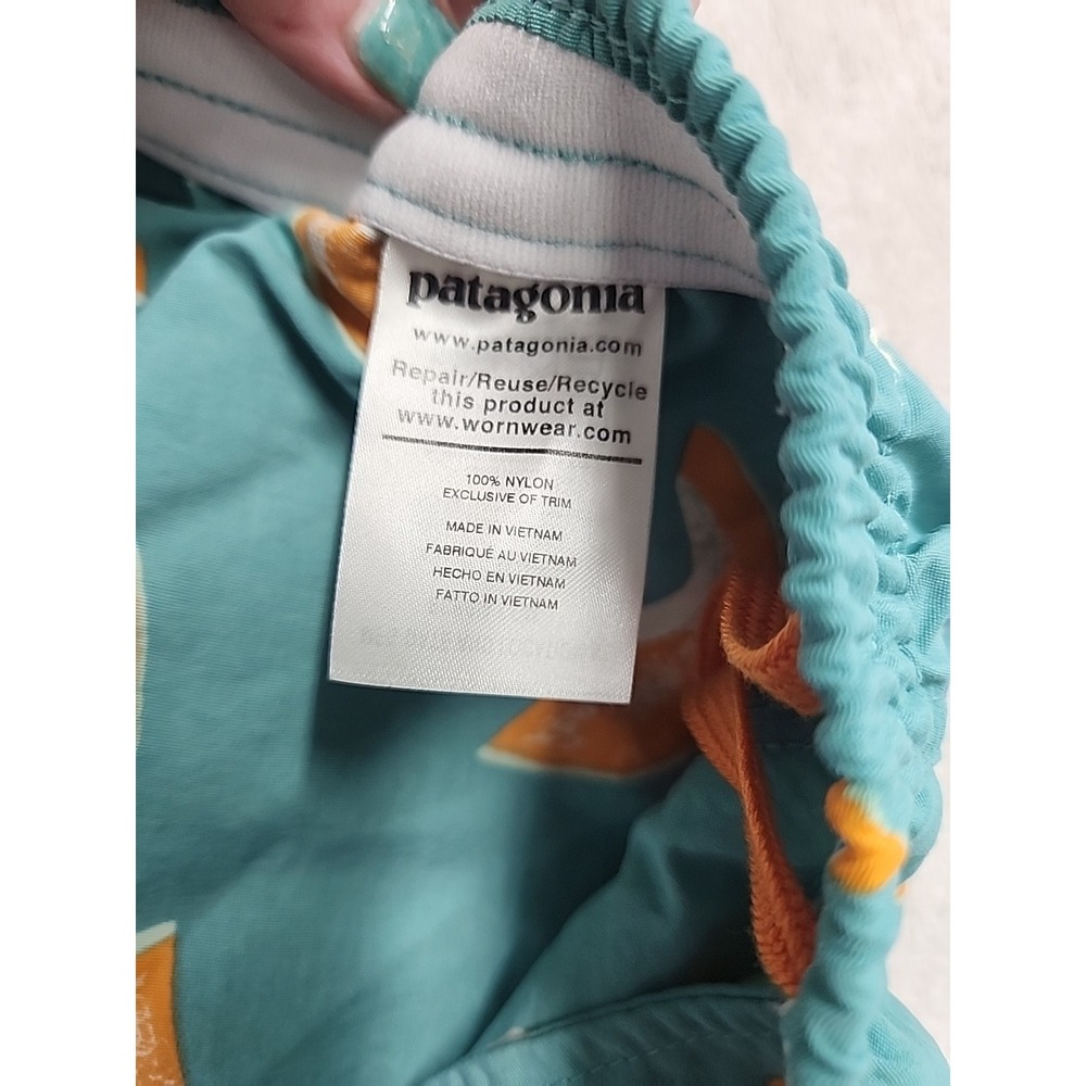 Patagonia Board Shorts Womens Size Small Melon Green Orange Fruit 100% Nylon - Picture 6 of 7